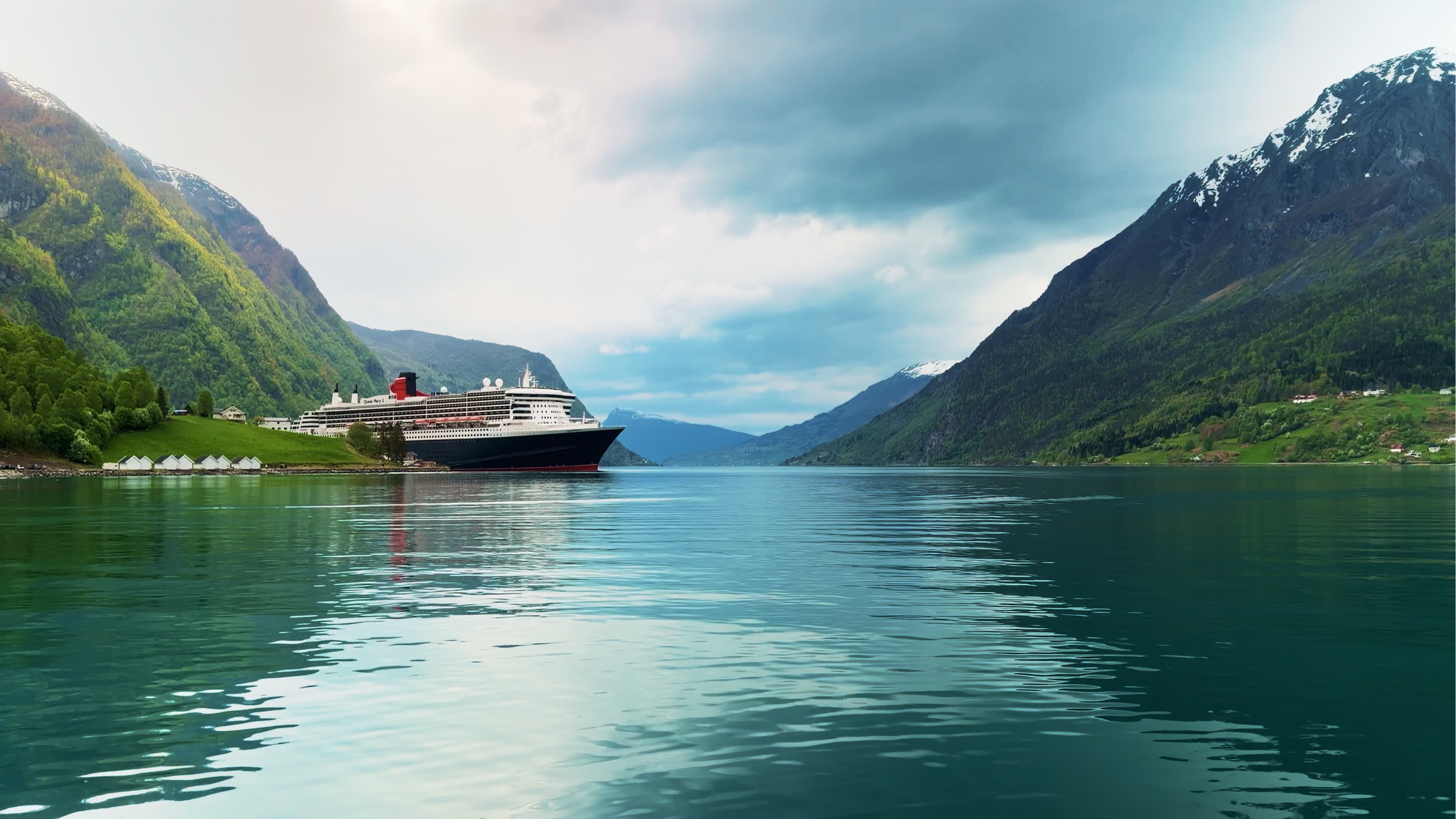 Cunard Queen Mary 2 in the Norwegian Fjords